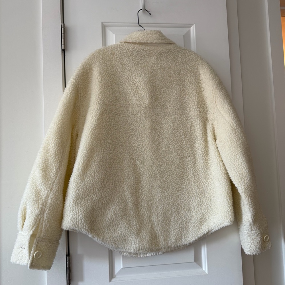 GUIZIO oversized Sherpa button up jacket - Picture 5 of 5